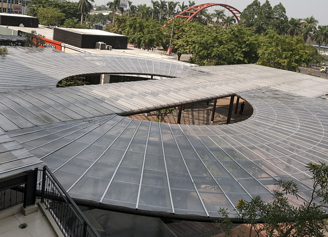 Solarflat glazed walkway