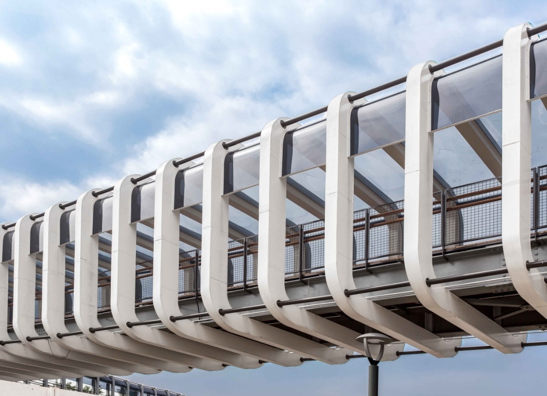 Solarflat covered walkway