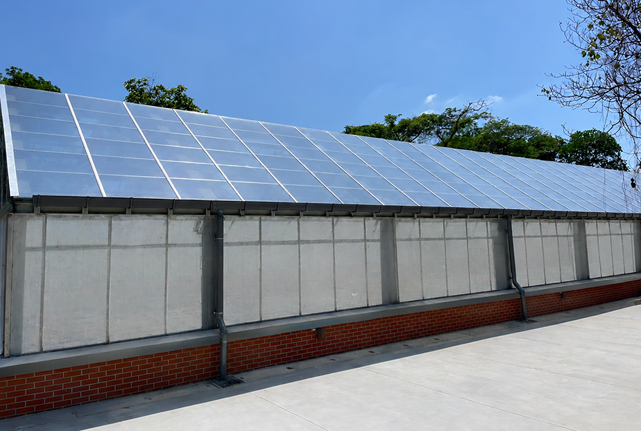 SolarFlat polycarbonate botanical garden greenhouse